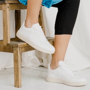 幅広 スニーカー レディースの選び方 幅広 スニーカー 4e を選ぶコツには 気になるあれこれ